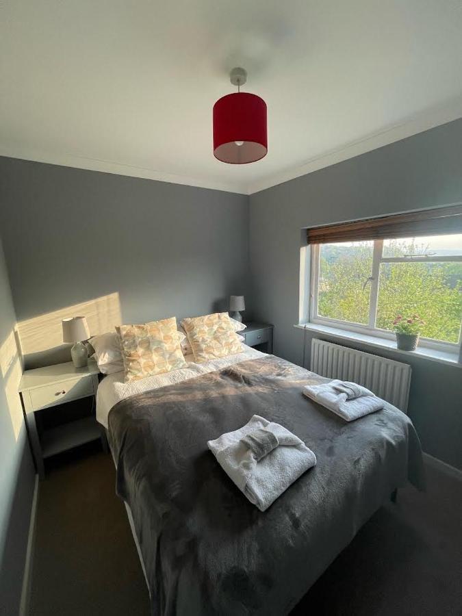 Henley Self Catering House Villa ภายนอก รูปภาพ