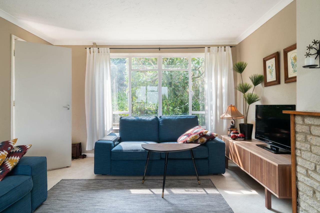 Henley Self Catering House Villa ภายนอก รูปภาพ