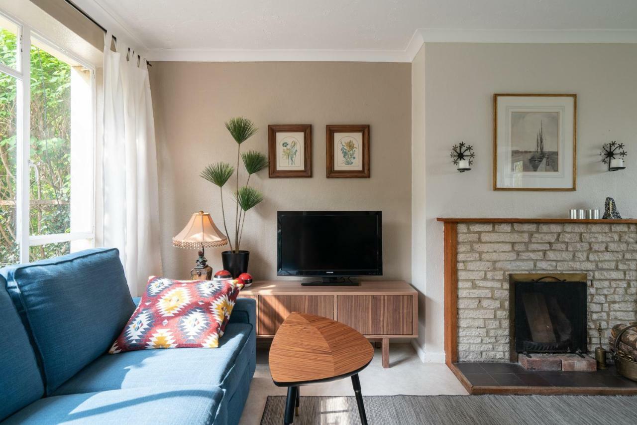 Henley Self Catering House Villa ภายนอก รูปภาพ